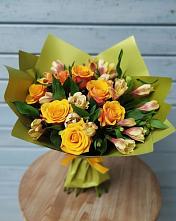 Букет цветов из:  Альстромерии и Розы в Здравнице