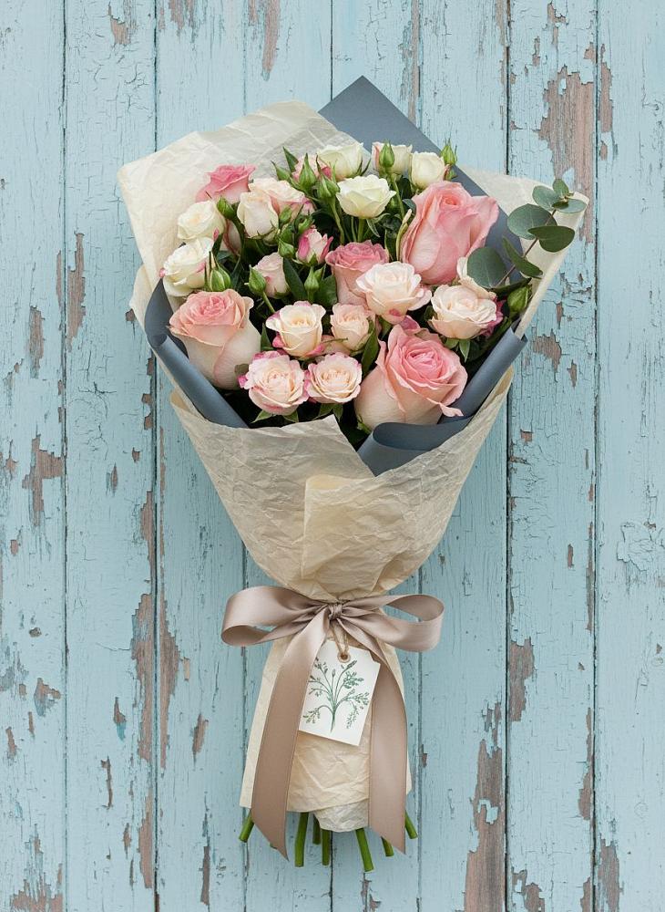 Букет цветов из: Розы в Здравнице