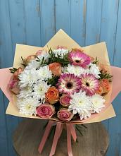 Букет цветов из:  Розы, Герберы и Хризантемы в Здравнице