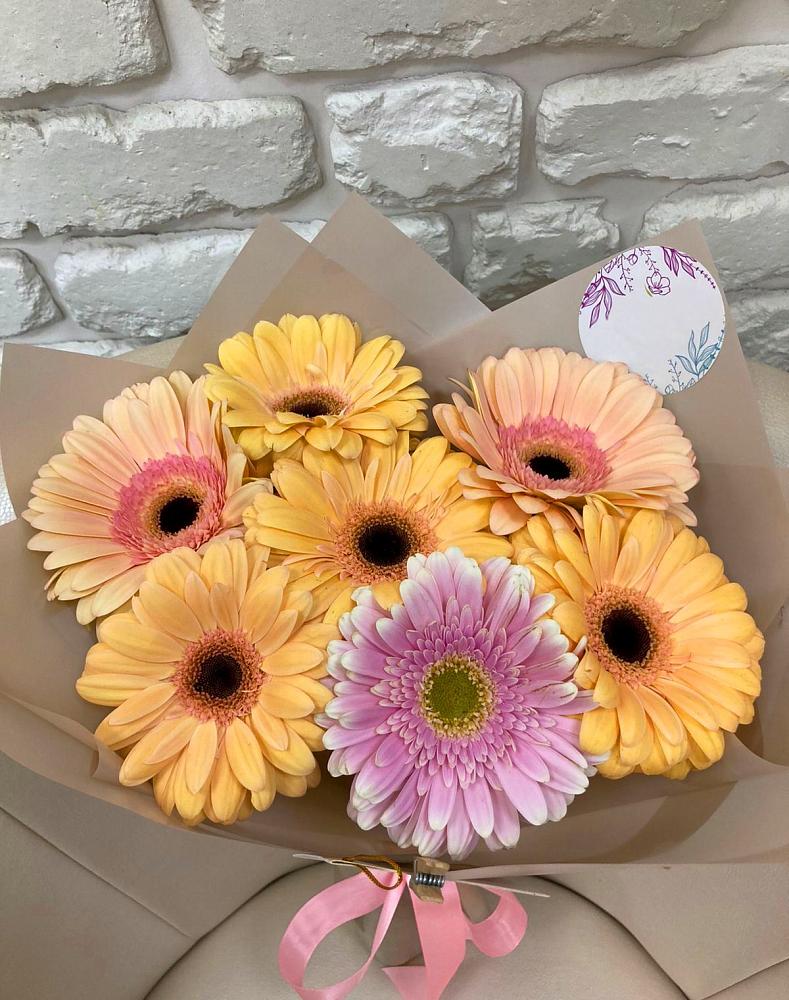 Букет цветов из: Герберы в Здравнице