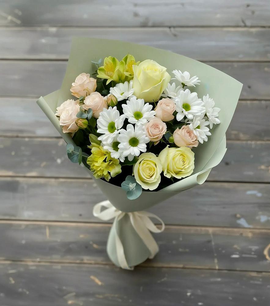 Букет цветов из: Альстромерии, Розы и Хризантемы в Здравнице