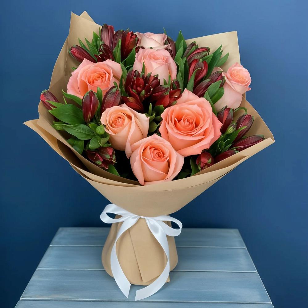 Букет цветов из: Розы и Альстромерии в Здравнице