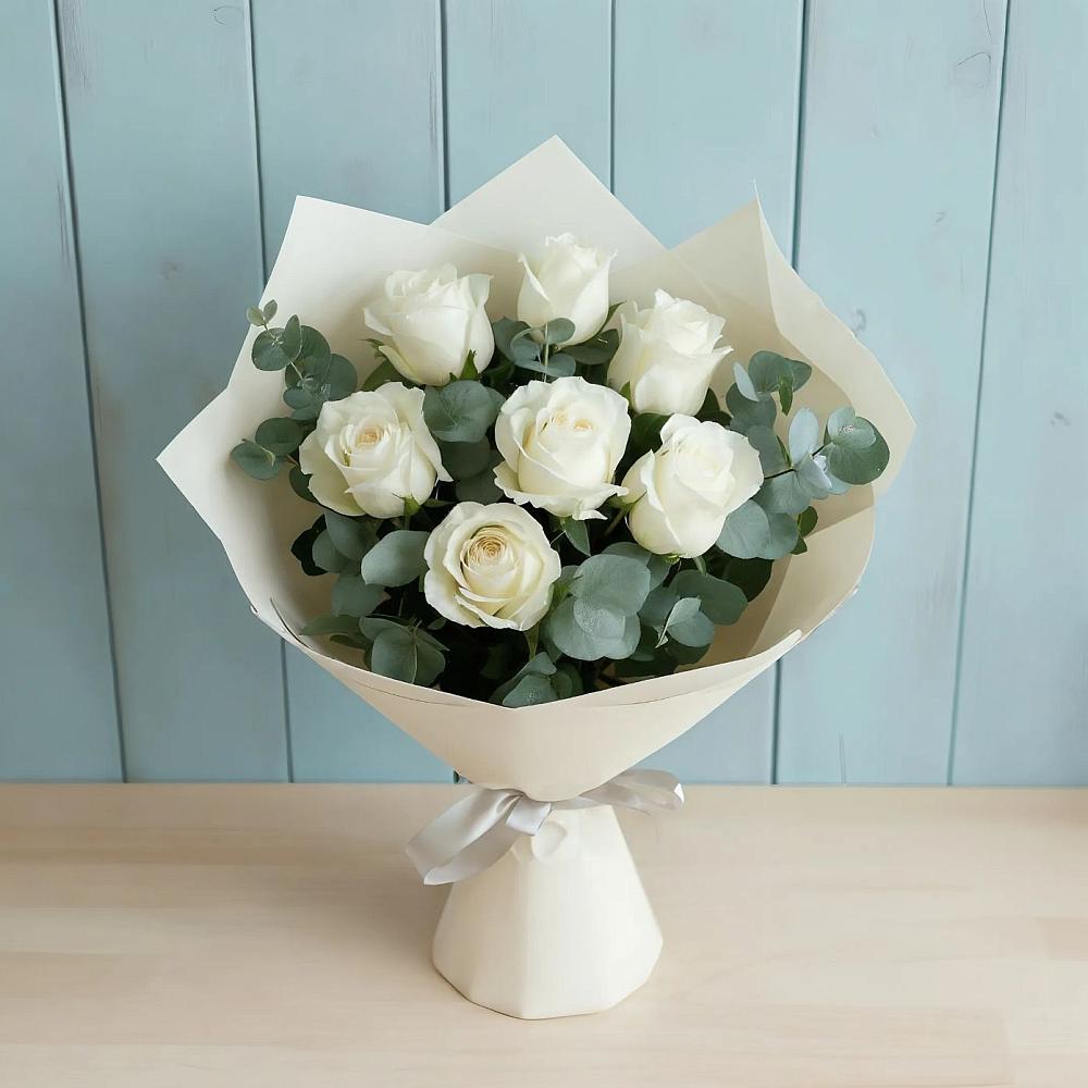 Букет Белые розы в Эвкалипте в Здравнице