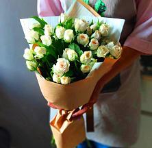 Букет цветов из:  Розы в Здравнице