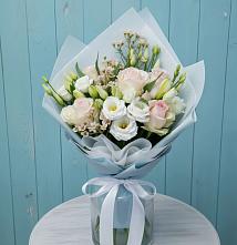 Букет цветов из:  Розы и Лизиантусы в Здравнице