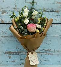 Букет цветов из:  Розы и Лизиантусы #REPLACE_PRED# Здравнице