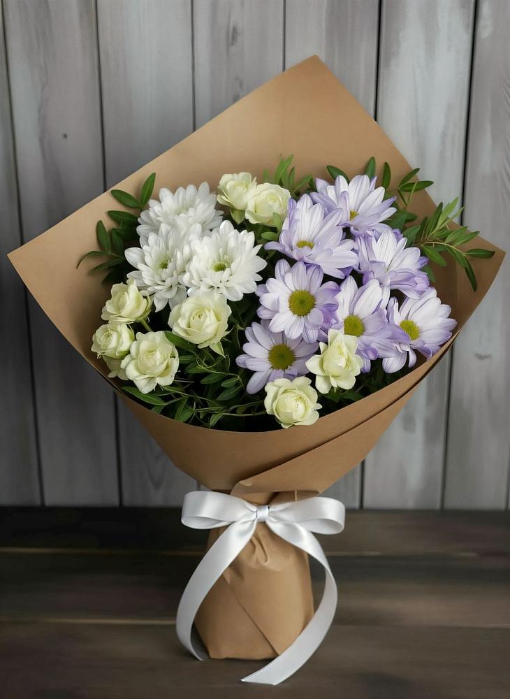 Букет цветов из: Хризантемы и Розы в Здравнице