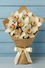 Букет цветов из:  Орхидеи и Розы в Здравнице