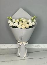 Букет цветов из:  Розы и Лизиантусы в Здравнице